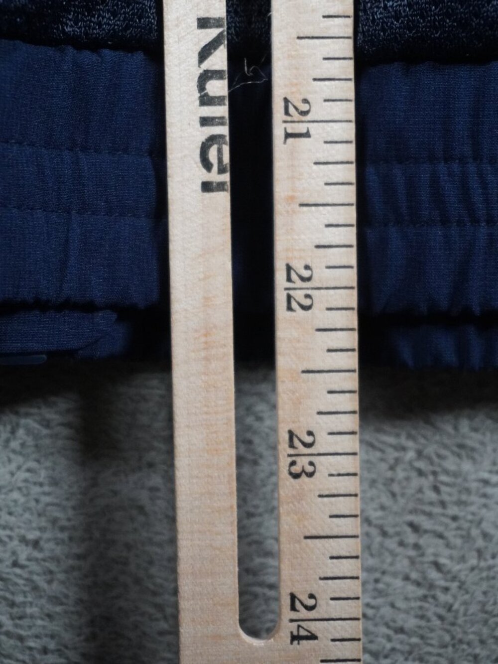 Figs Navy Sydney Scrub Jacket in Small - Picture 14 of 16